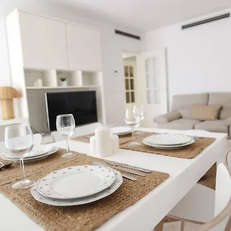 Arena ,wifi ,piscinas,jardines,gimnasio,sauna Apartman Platja de Larenal