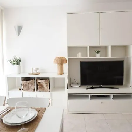Apartman Arena ,wifi ,piscinas,jardines,gimnasio,sauna Platja de Larenal