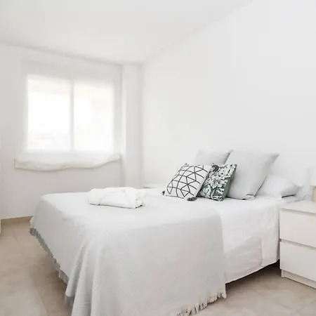 Arena ,wifi ,piscinas,jardines,gimnasio,sauna Apartament *