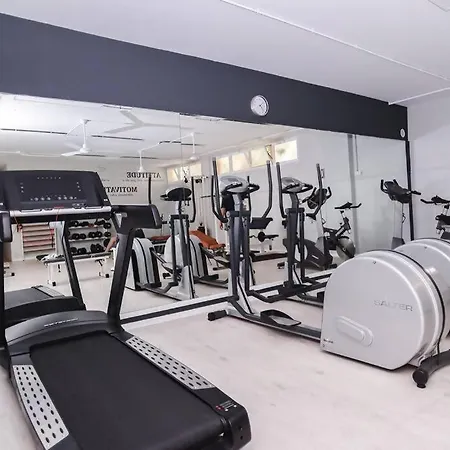 Apartament Arena ,wifi ,piscinas,jardines,gimnasio,sauna *
