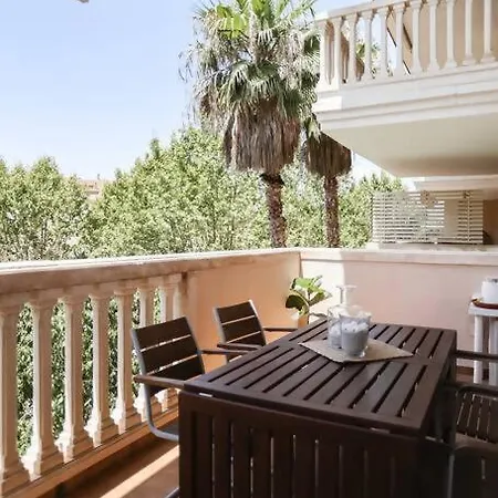 Arena ,wifi ,piscinas,jardines,gimnasio,sauna * Platja de Larenal